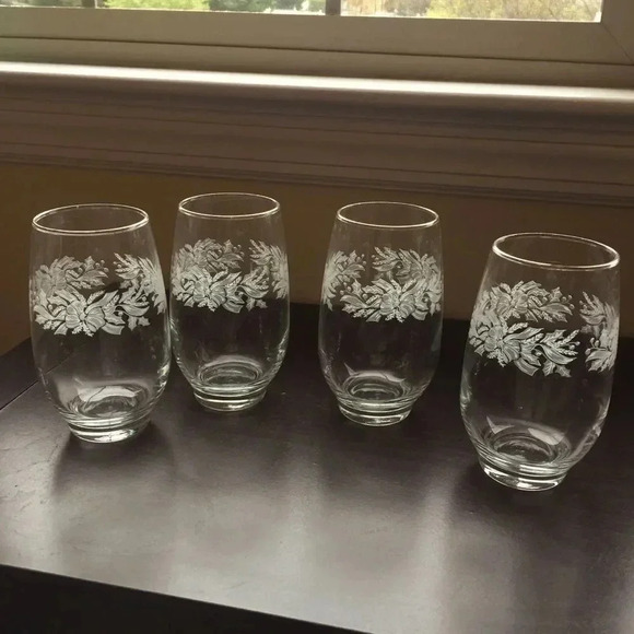 Etched clear holiday 12 ounce drink ware set of 4 - Picture 1 of 5